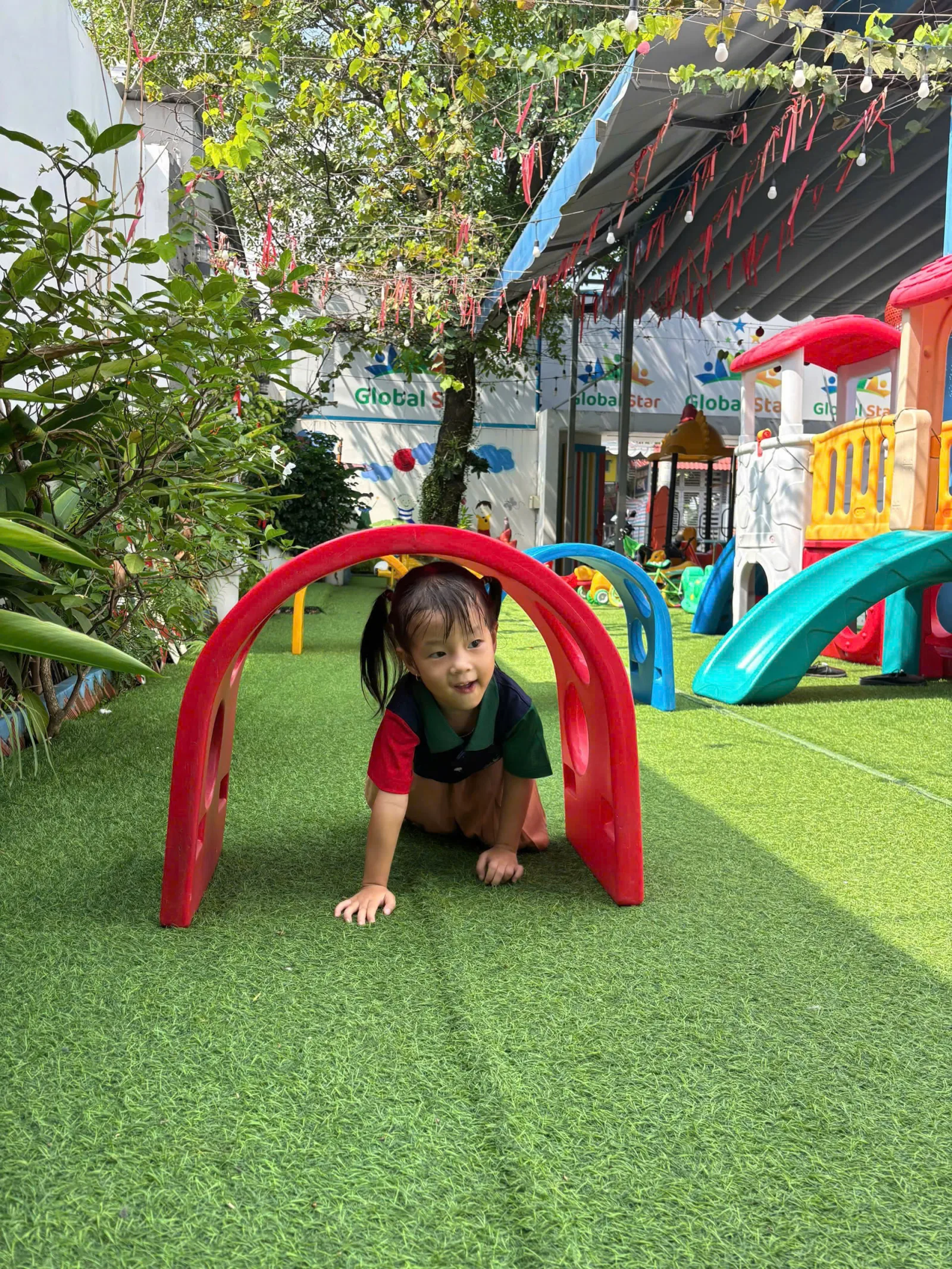 🌿 VÌ SAO TRẺ CẦN ĐƯỢC CHƠI NGOÀI TRỜI?