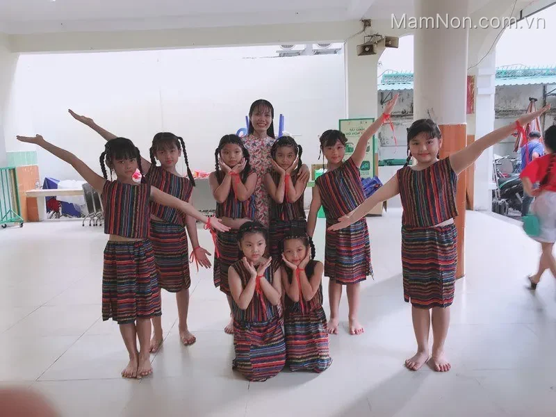 Trường Tiểu học Nguyễn Huệ 1