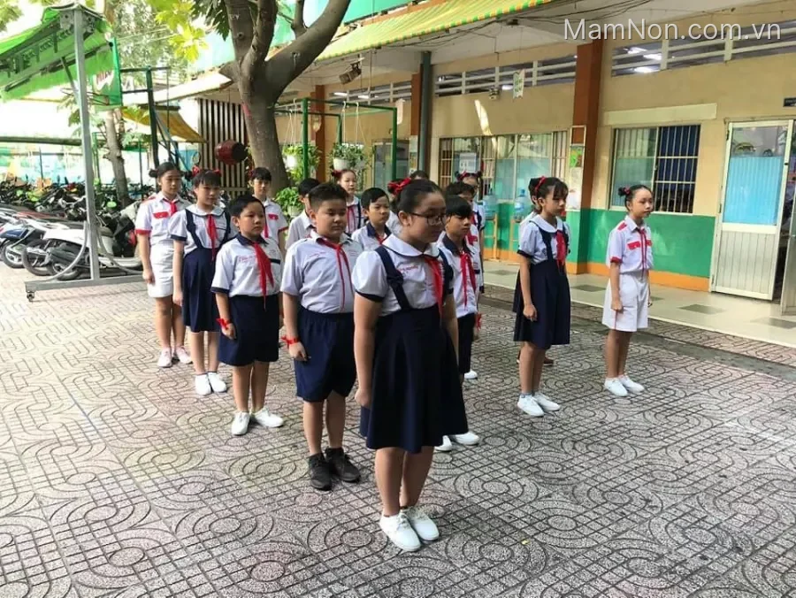 Trường Tiểu Học Đoàn Thị Điểm