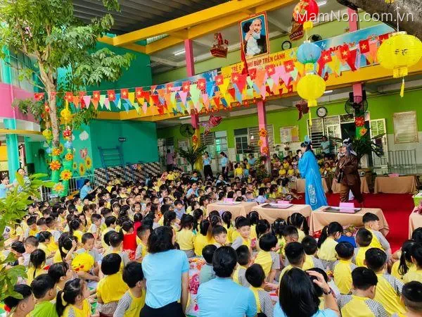 Trường Mầm Non Hoàng Yến