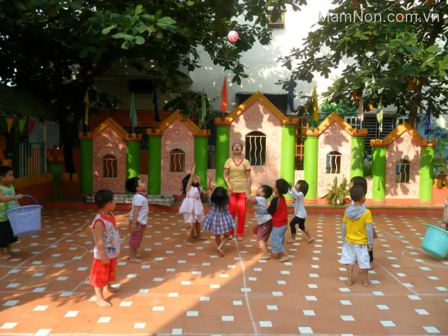 Trường mầm non Phù Đổng