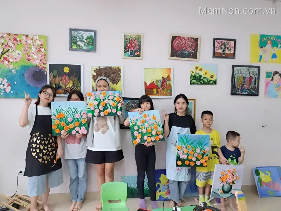 Xưởng vẽ 90 - Lớp vẽ Mỹ Thuật Thiếu Nhi