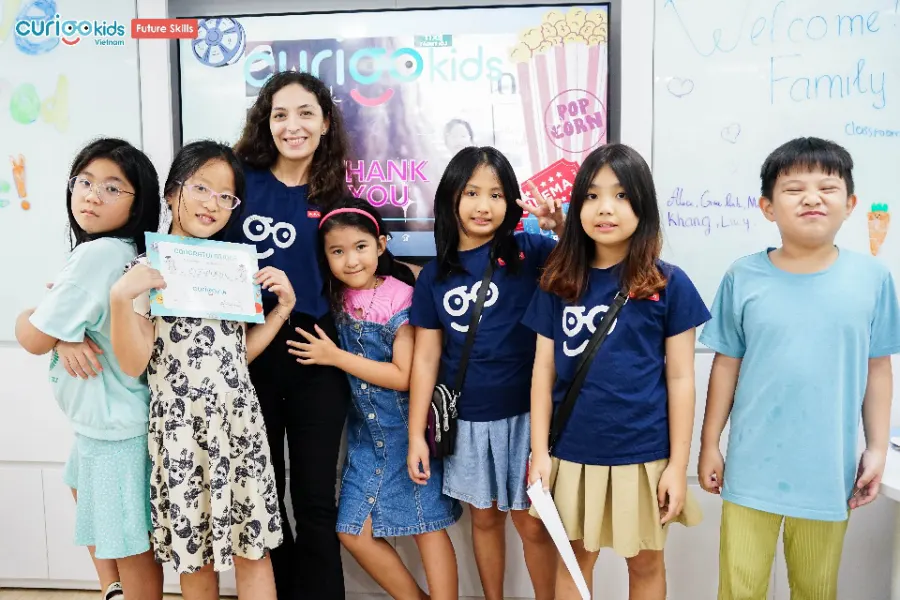 CURIOO English & Future Skills - Hệ thống Anh ngữ và Kỹ năng sống Quốc tế