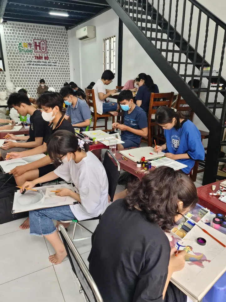 Lớp Vẽ Thầy Hồ - Lê Hồng Phong , Phú Hòa (CS2)