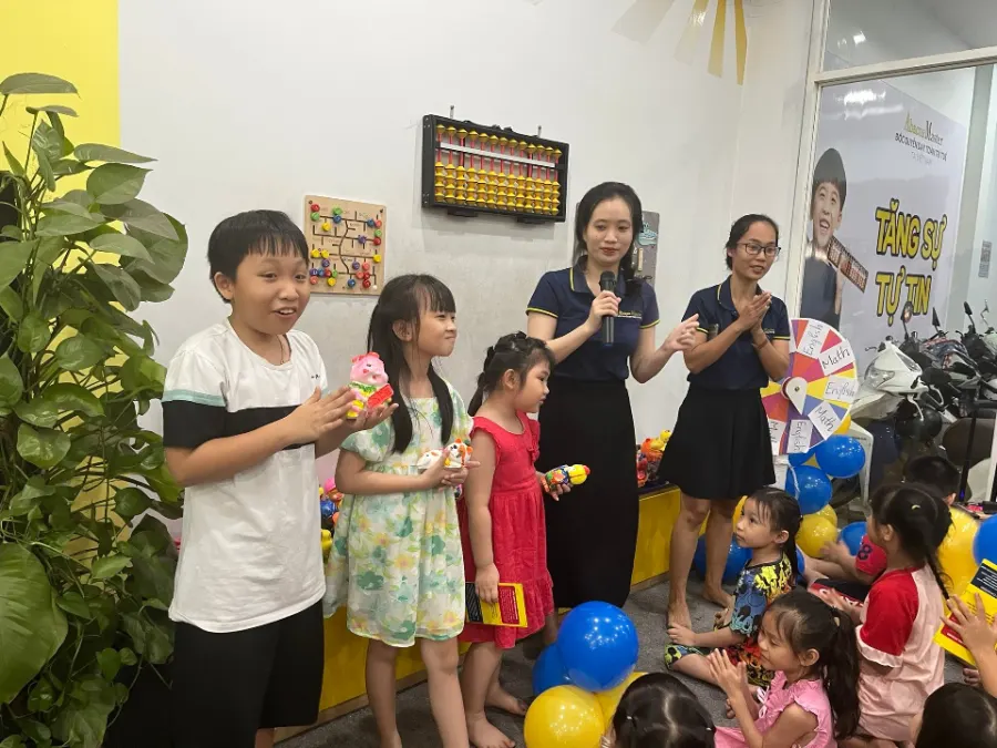 Toán Trí Tuệ Abacus Master