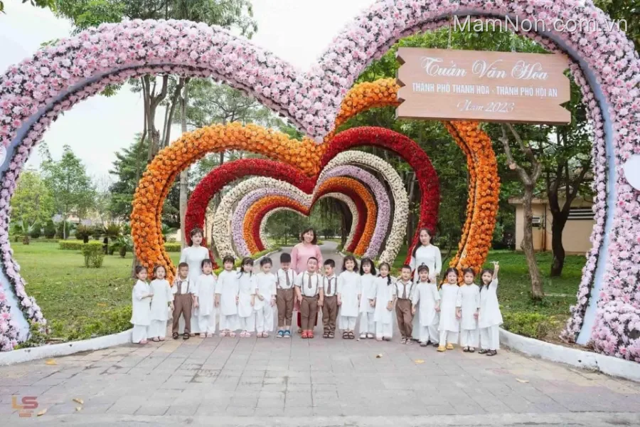 Mầm Non Smart Kids (Trẻ Em Thông Minh)