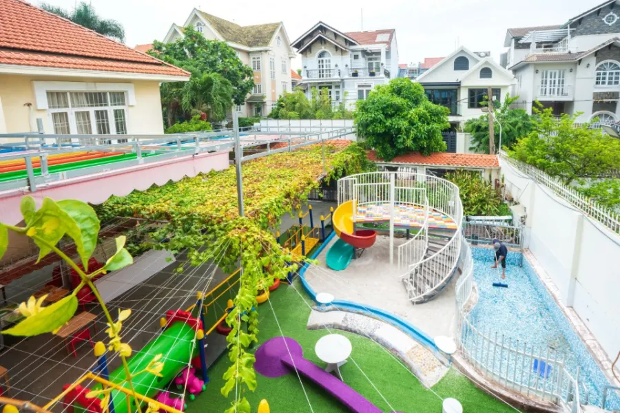 Mầm Non Vườn Yêu Thương Montessori