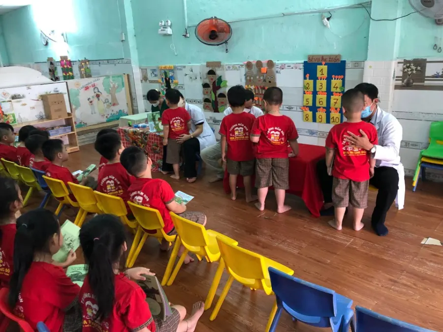 Mầm Non Hoa Phượng Đỏ
