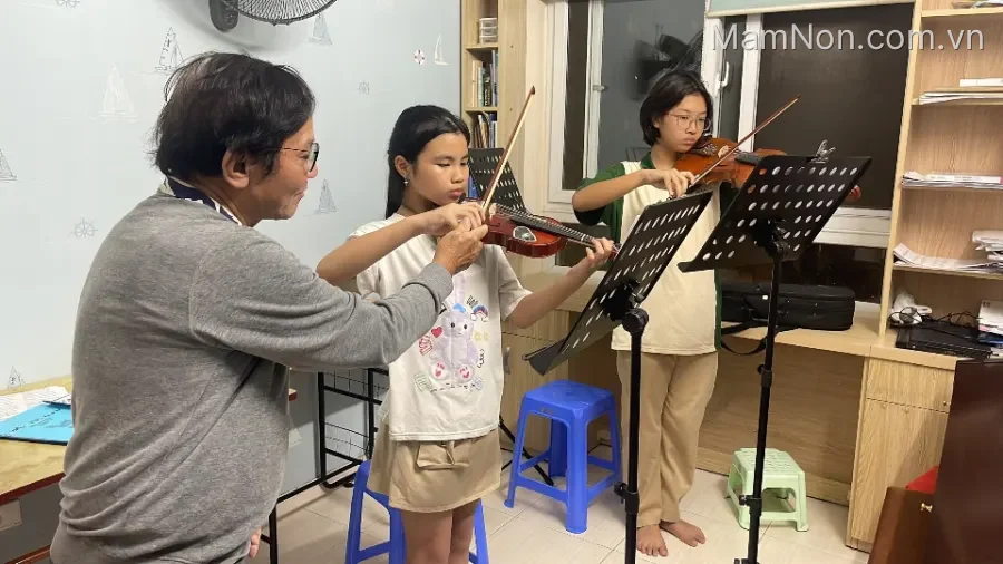 Trung tâm đào tạo và phát triển năng khiếu Happy House