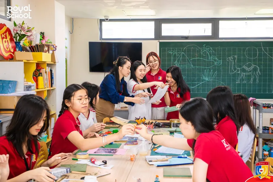 Trường Song Ngữ Quốc tế Hoàng Gia (ROYAL SCHOOL)
