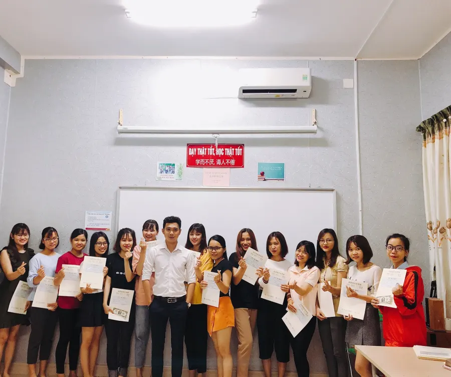 Hoa Ngữ Thành Nhân CS1