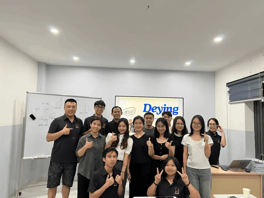 Trung tâm tiếng Trung DeYing