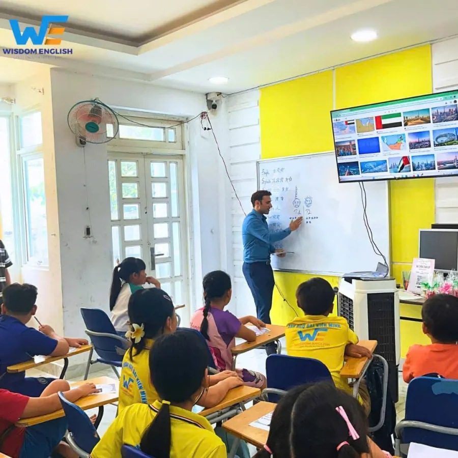 Trung Tâm Anh Ngữ Đại Kiến Minh - Wisdom English - TP Thủ Đức