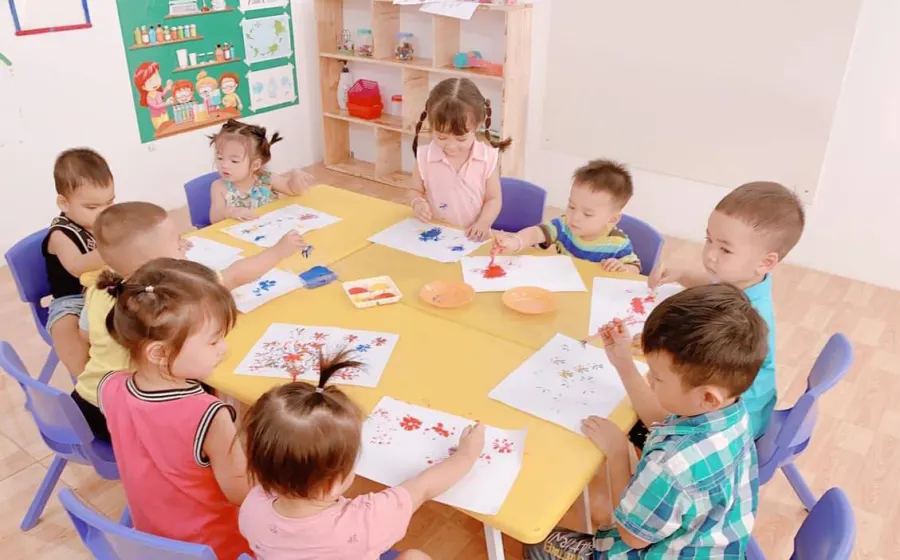 Trường Mầm non Bé Ngoan