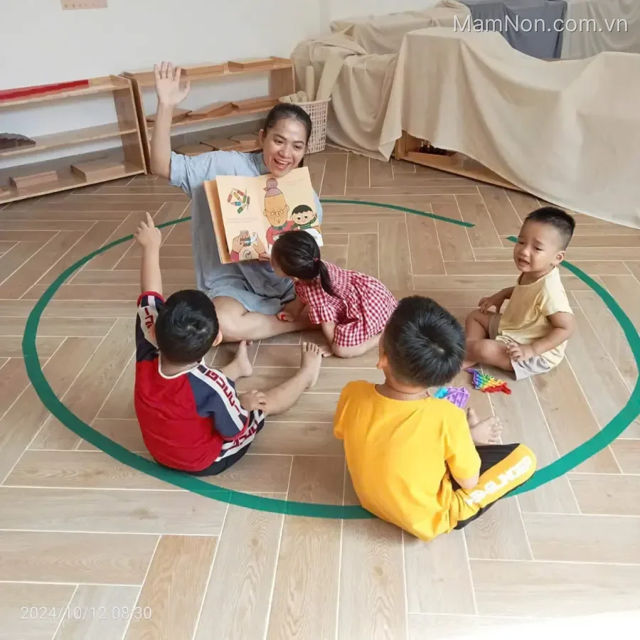 Lớp Mầm non Ngôi Nhà Cầu Vòng - Rainbow House Montessori