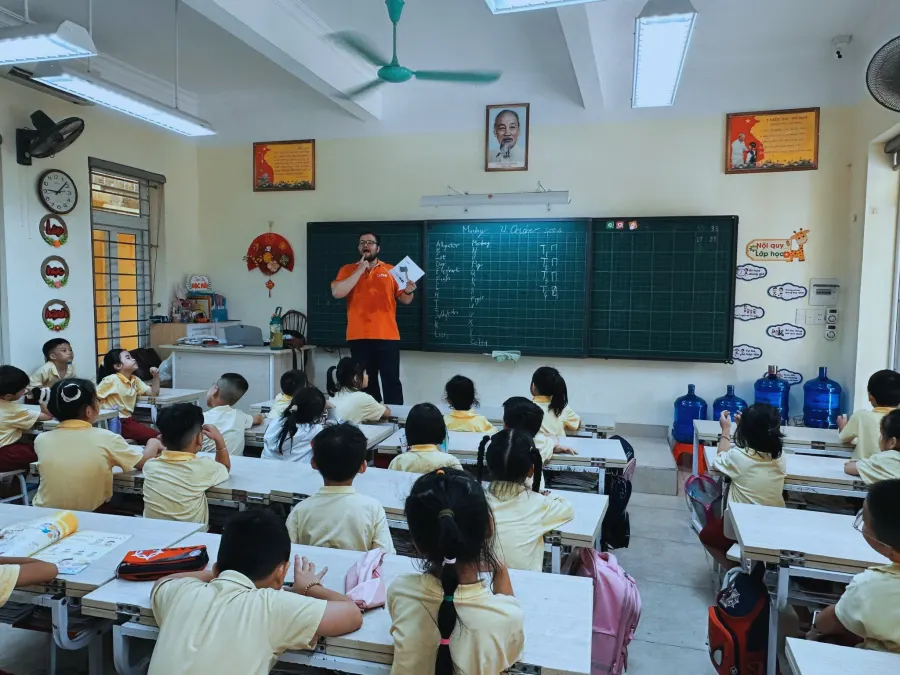Trung tâm Ngoại ngữ E-connect