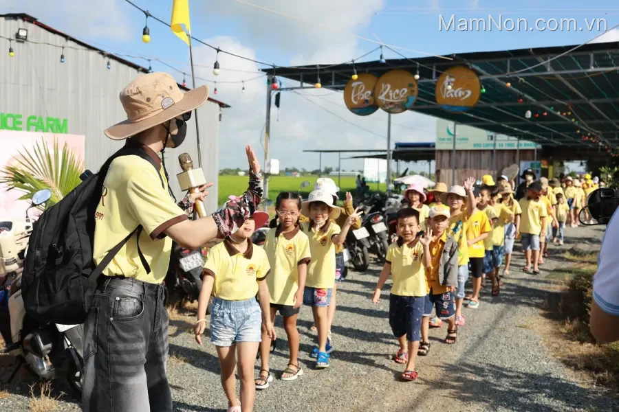 Trung tâm Anh ngữ Sunflower