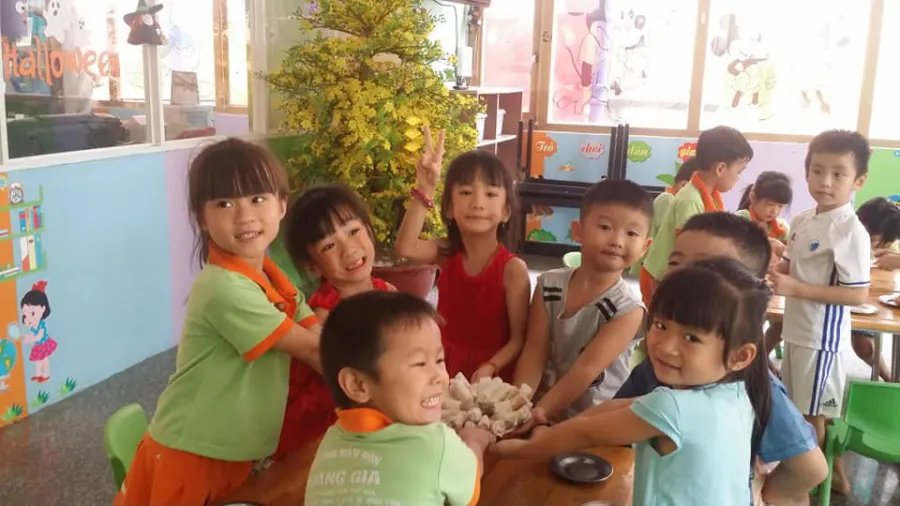 Trường mầm non CLC Hoàng Gia - Bình Trị Đông