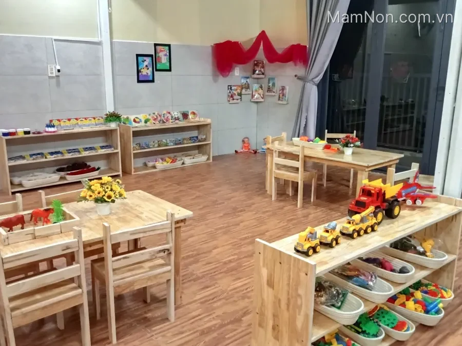 Trường Mầm non Sắc Màu