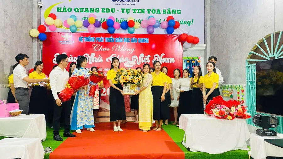 Hệ thống Phát triển Giáo dục Hào Quang - Toán siêu trí tuệ