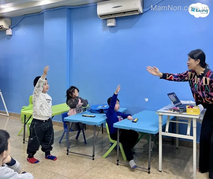 Hệ thống Giáo dục Toàn diện iLiving