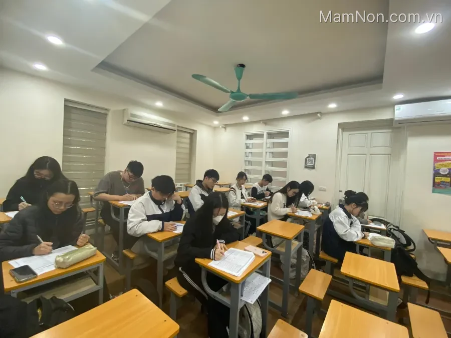 Trung tâm luyện thi đại học Bình Minh