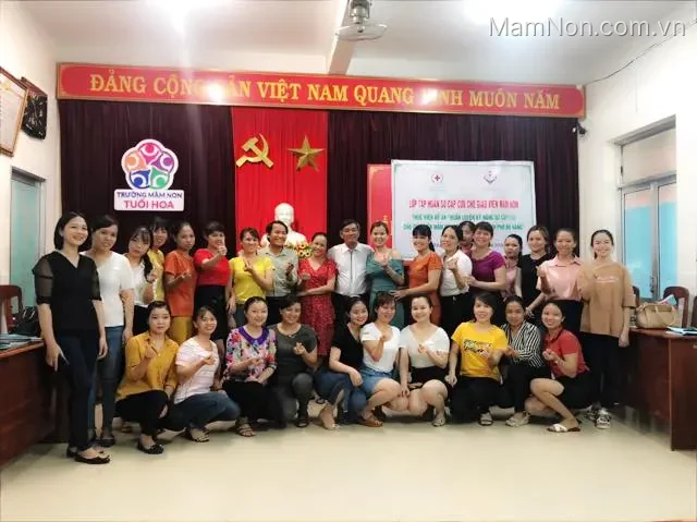 Trường mầm non Tuổi Hoa