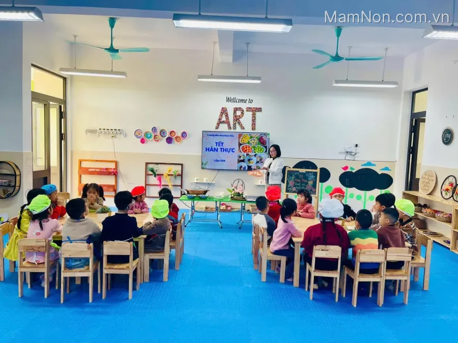 Trường Mầm non Nam Tiến