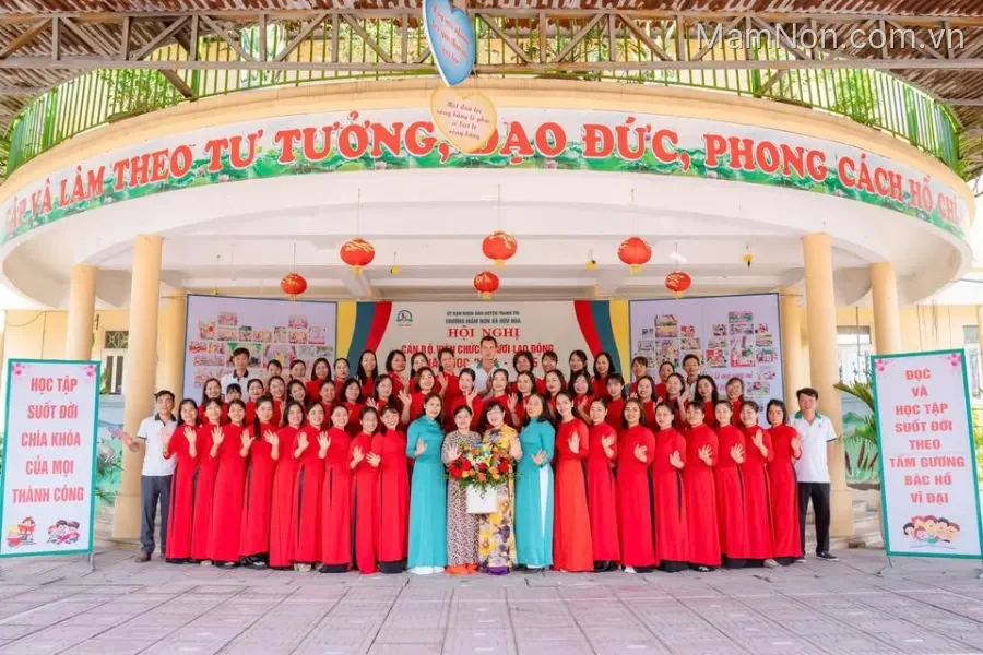 Trường mầm non Hữu Hoà