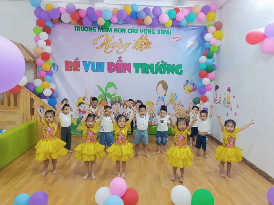 Trường Mầm Non Cầu Vồng Xanh