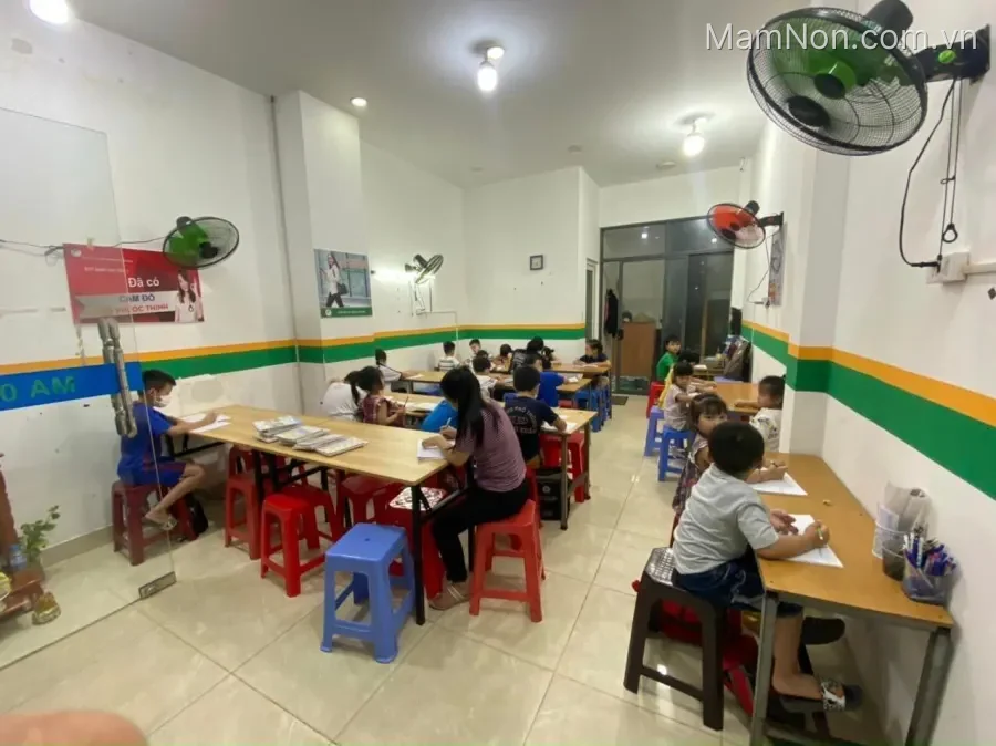 Lớp Luyện Chữ Đẹp Cô Hương - Cơ Sở 2