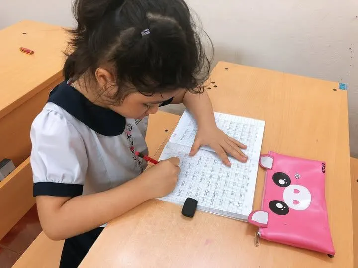 Lớp Luyện viết chữ đẹp KIMI