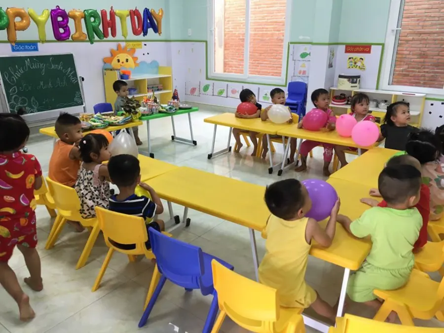 Trường mầm non Mặt Trời Bé Thơ (Sunrise Kids)