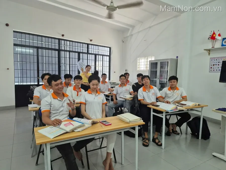Trung tâm Du học và XKLĐ Nhân Phú