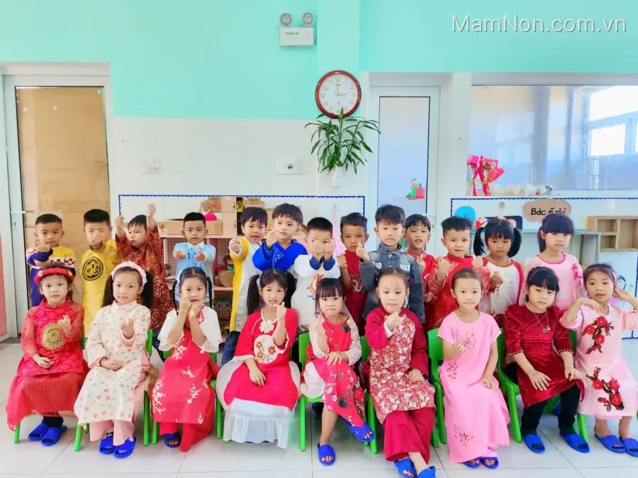 Trung tâm Ngoại Ngữ VSTAR
