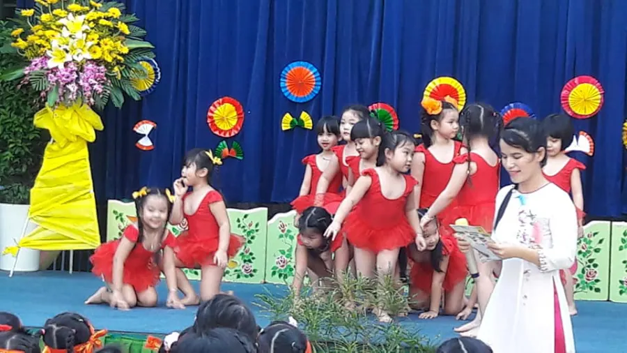 Trường mầm non Hoa Hồng