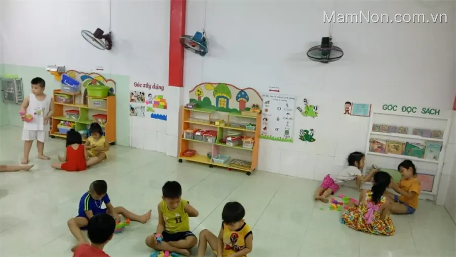 Trường mầm non Gấu Trắng