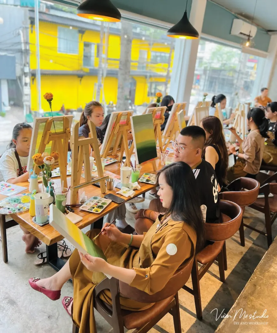 Trung tâm Vẽ Vườn Mơ Studio