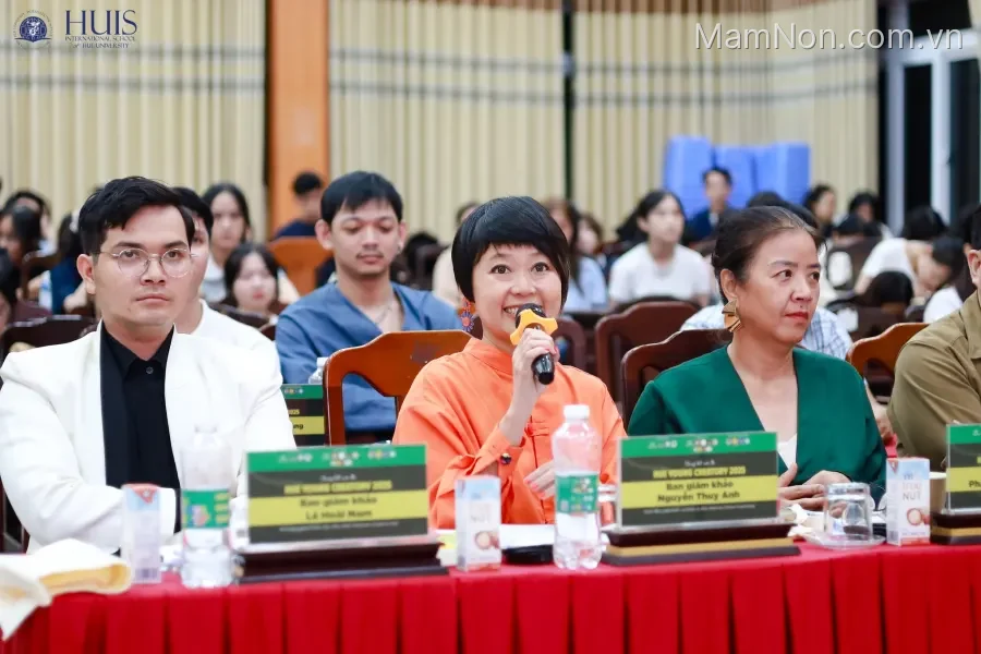 Khoa Quốc tế - Đại học Huế (HUIS)