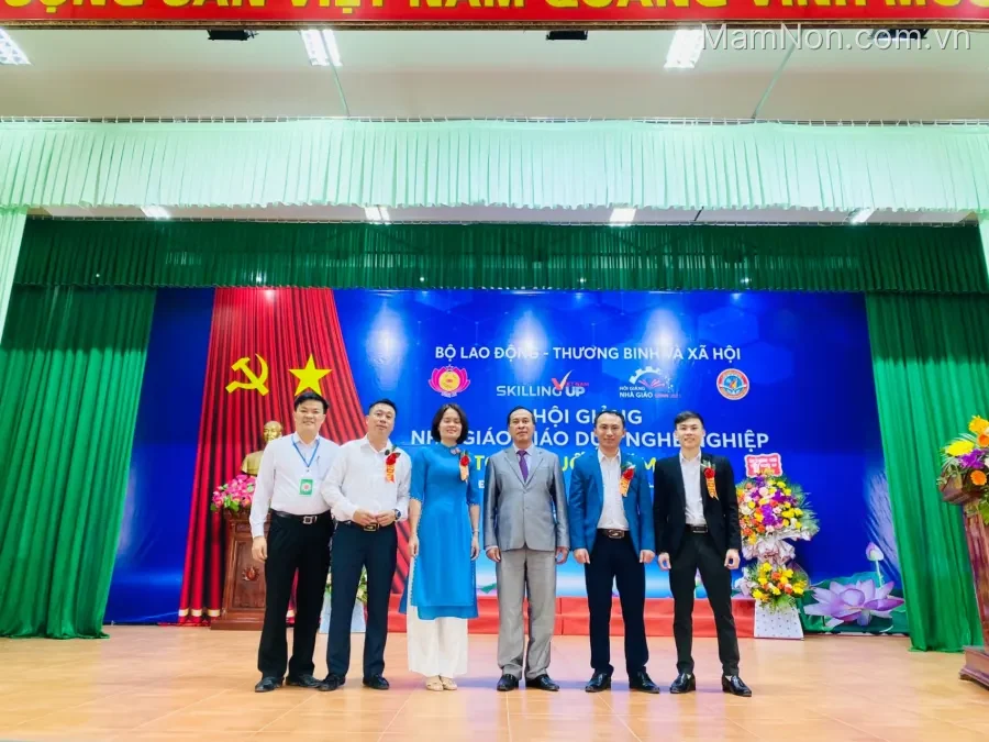 Trường Cao đẳng Việt - Đức Nghệ An