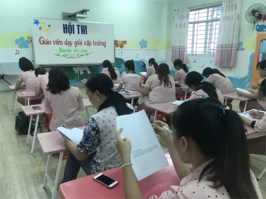 Trường mầm non Vành Khuyên