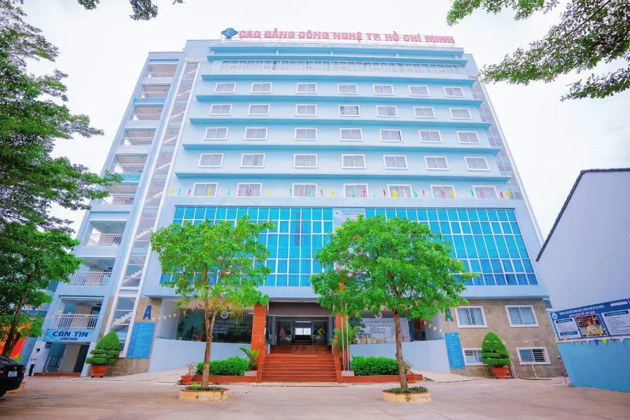 Trường Cao đẳng Công nghệ TP.HCM (HCT)