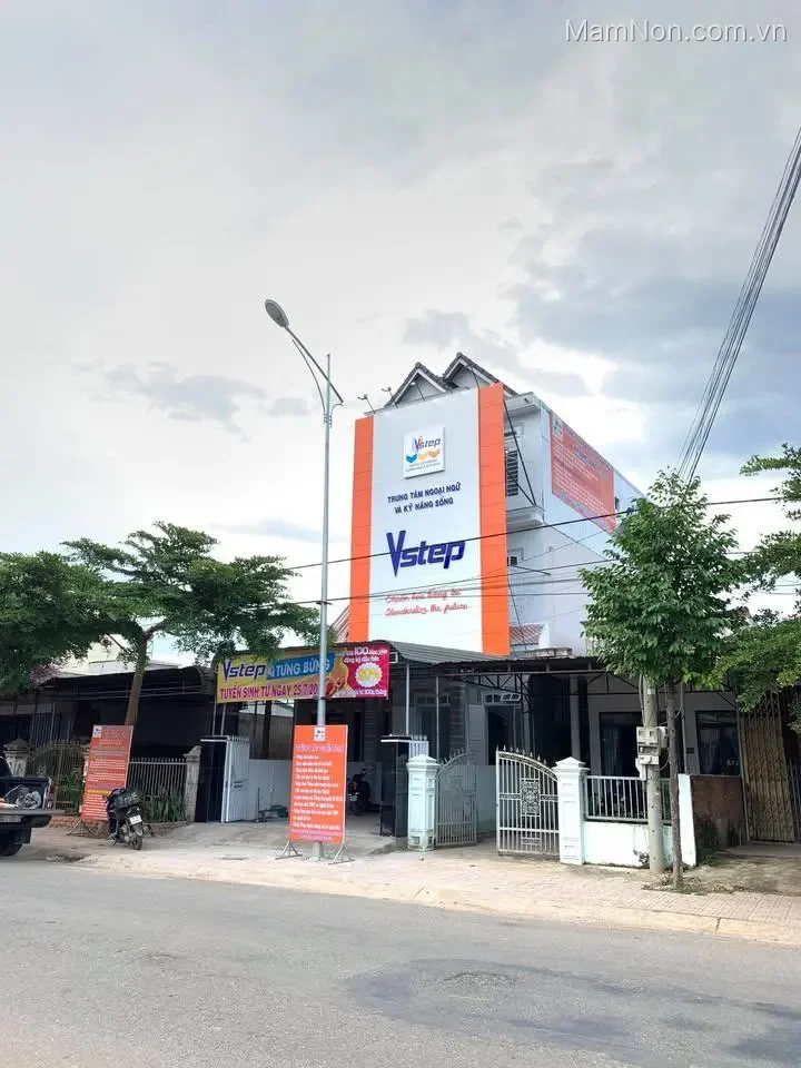 Trung tâm Vstep School