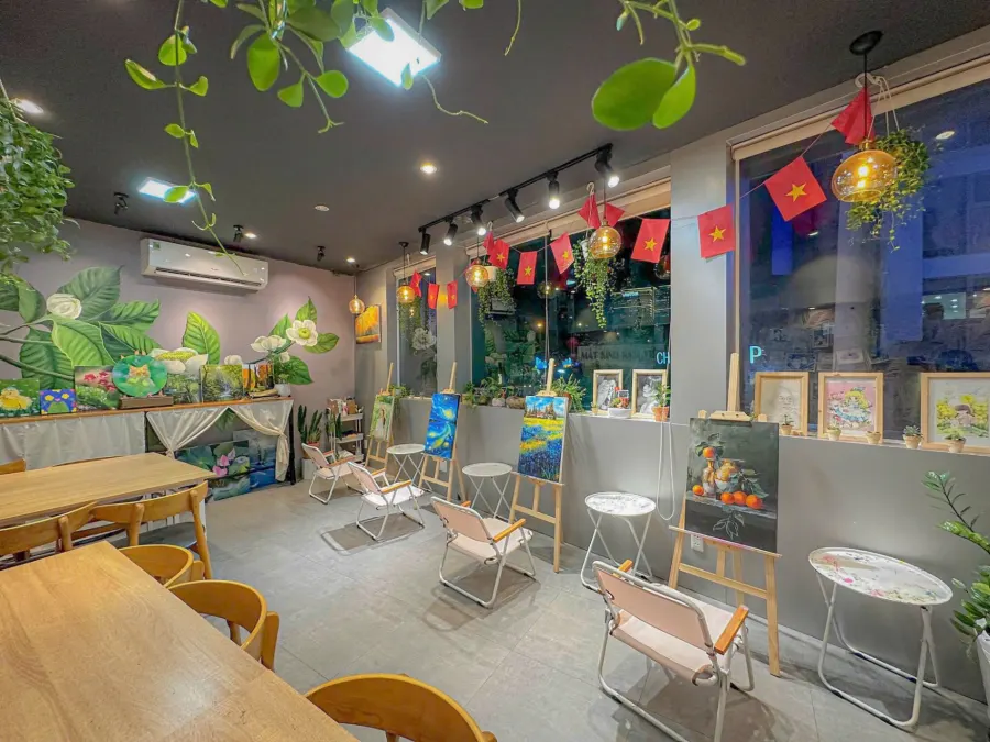 Lớp Vẽ Góc Nhỏ Có Nắng