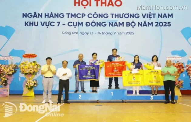 Trung tâm huấn luyện và thi đấu TDTT