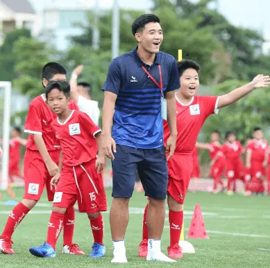 Trung tâm dạy Bóng đá Trẻ em VietGoal - Bình Tân 3
