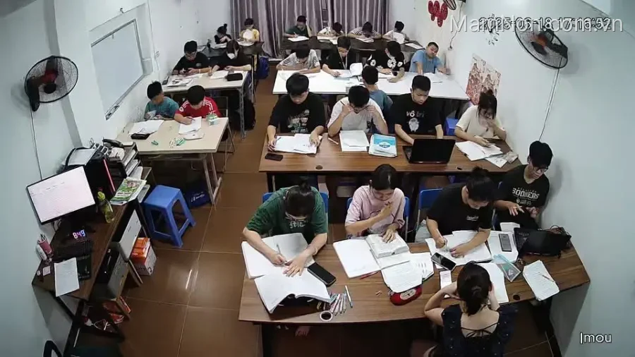Lớp Tiếng anh cô Hiền IELTS