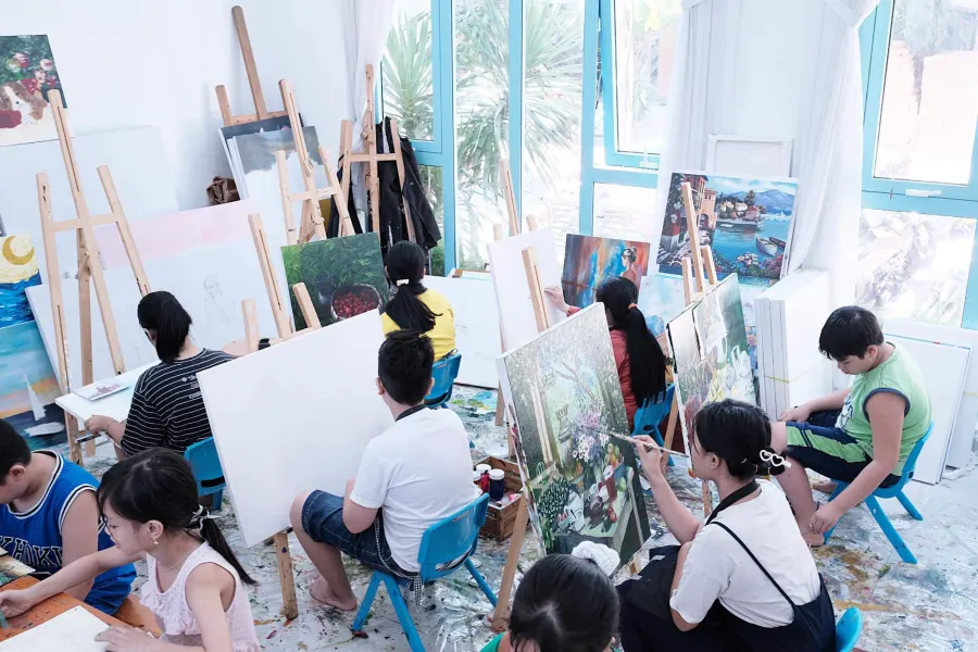 Lớp vẽ Ngôi Nhà Nhỏ cs8