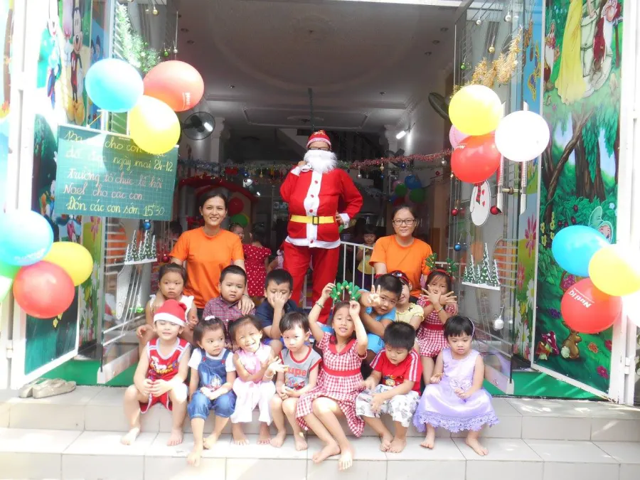 Trường mầm non Hoa Hồng