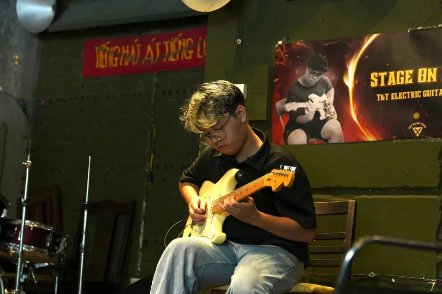 Lớp Guitar Điện Hà Nội (T&T Class) - CS1 Thanh Xuân